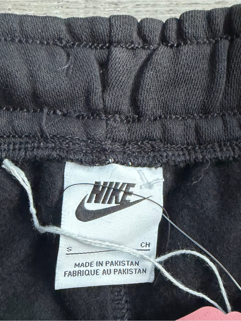 NWT Nike Sportswear Essential High Rise Fleece Shorts Small - Picture 2 of 9